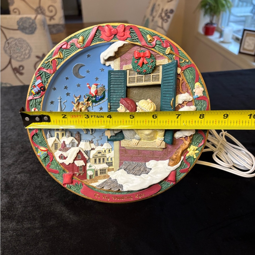 Bradford Exchange “ To My Wondering Eyes “ Lighted Christmas Plate - Picture 11 of 12